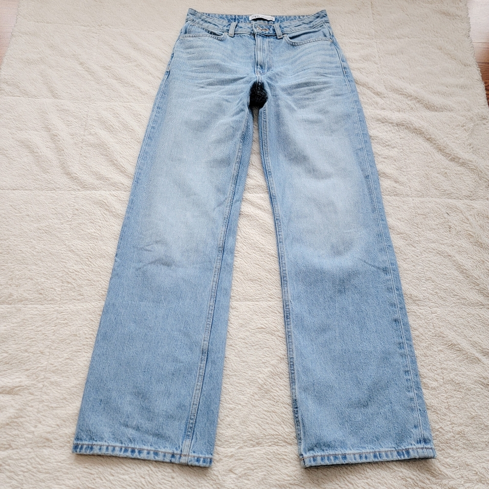 Zara High Rise Light Wash Wide Leg Jeans - Picture 2 of 5